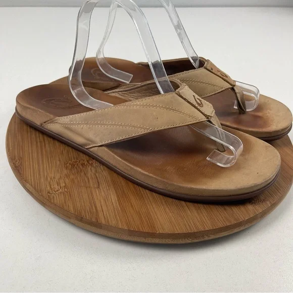 Olukai Pikoi Leather Beach Sandals Olukai Pikoi - Men's Supportive Leather Sandal - Free  main image 2